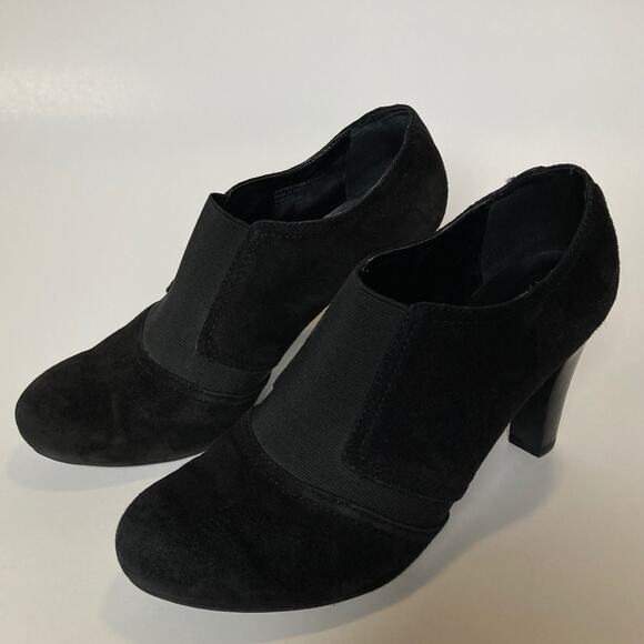 Franco Sarto Black Suede Booties size 8.5 Low Ankle Chunky Heel - Picture 8 of 8